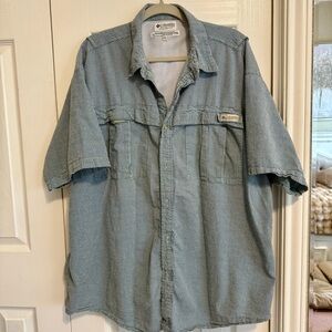 Columbia plaid short sleeve shirt